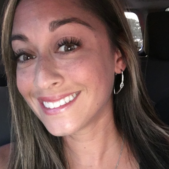 Crystal Open hoop Earrings - Picture 4 of 8